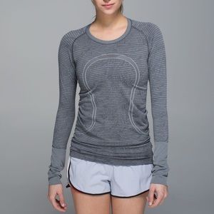 Lululemon Swiftly Tech Long Sleeve Crew Size 6